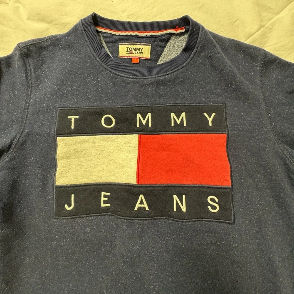 Vintage Tommy Hilfiger Flag Logo Crewneck Sweatshirt | Navy | 90s/Y2K Women’s L - Picture 5 of 9